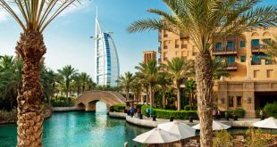 Famous hotel and tourist district of Madinat Jumeirah, in Dubai's foodie paradise