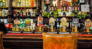 Best beers in London in a traditional English pub.
