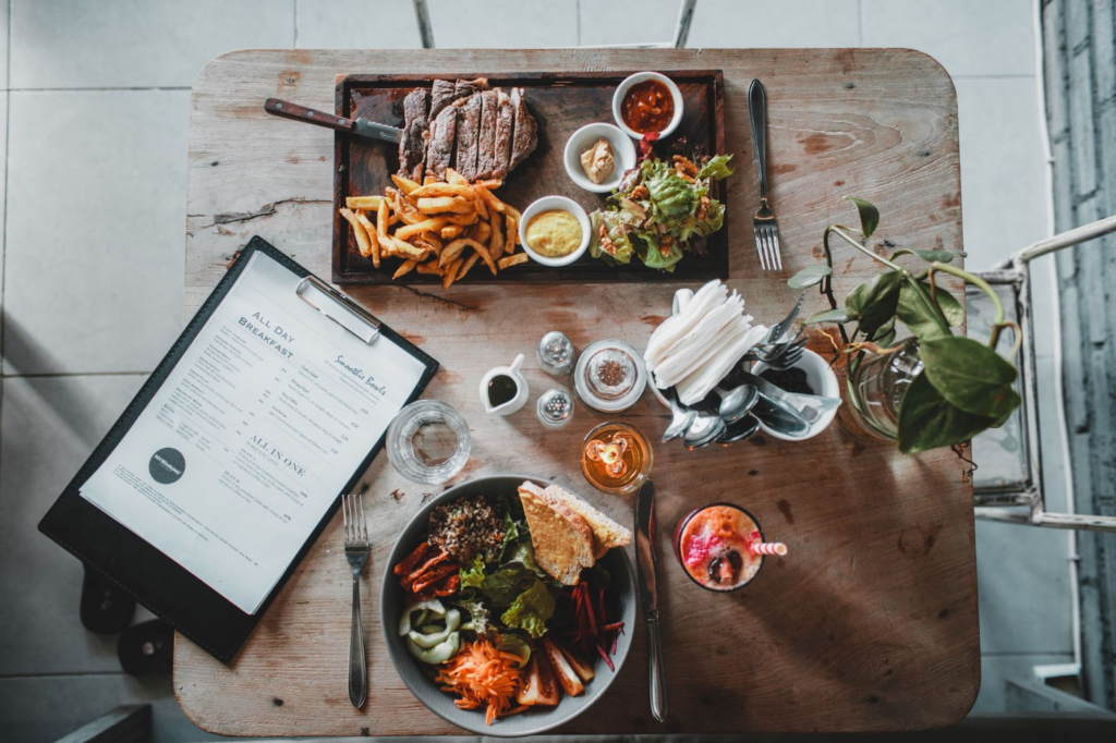 Trends to Watch in The Future of Food and Beverage Distribution