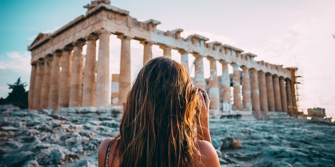 10 Must-Visit Places in Greece