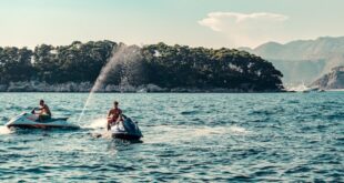 4 Reasons Jet Skis Will Always Be Popular