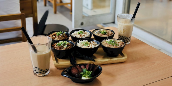 Singapore’s Culinary Scene: How to Indulge & Enjoy