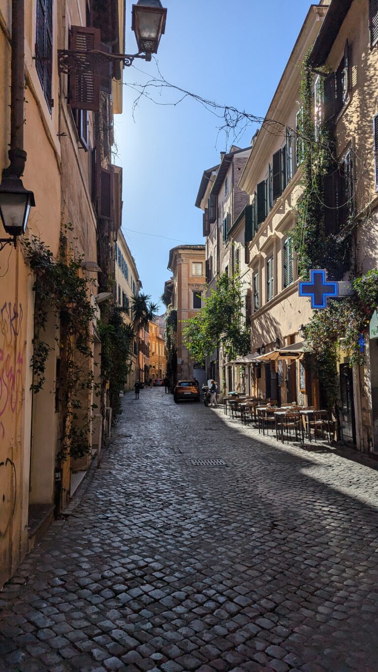 Trastevere Walking Tour — Gorgeous Streets and A Foodie Heaven